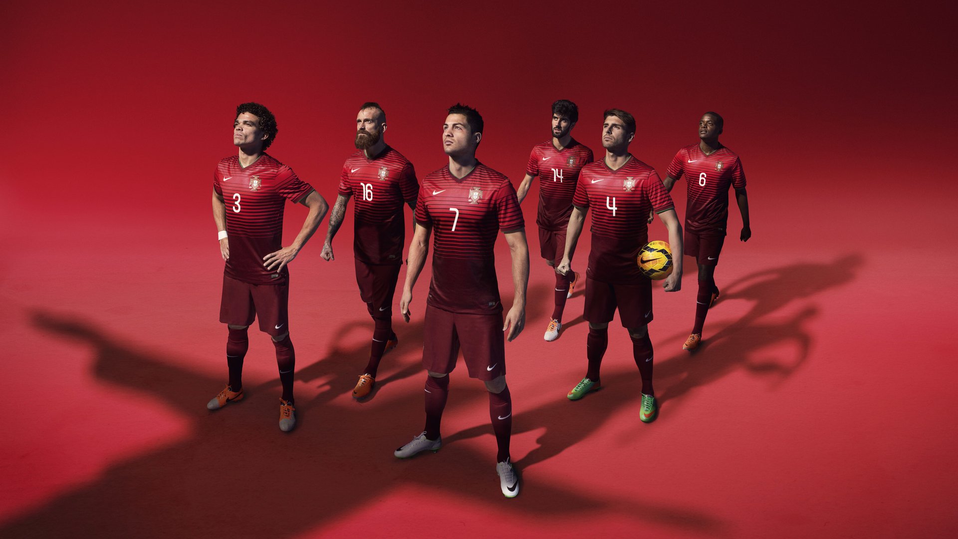 FB体育注册网址-命运之夜的孤光，法兰西的绝境突围与萨拉赫的史诗独奏